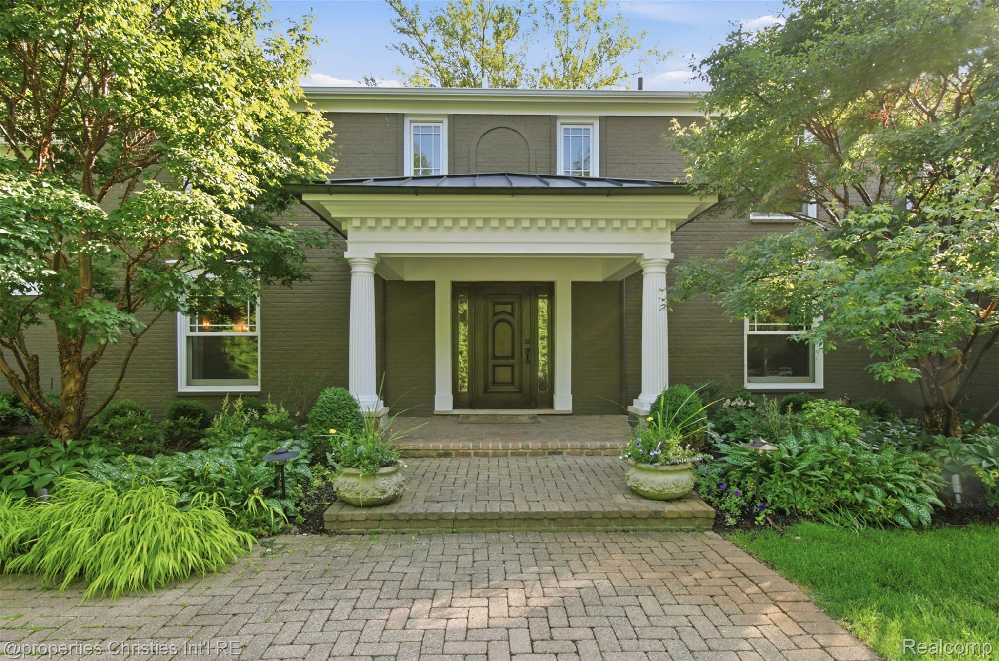 25235, Canterbury, Franklin, Michigan, 48025