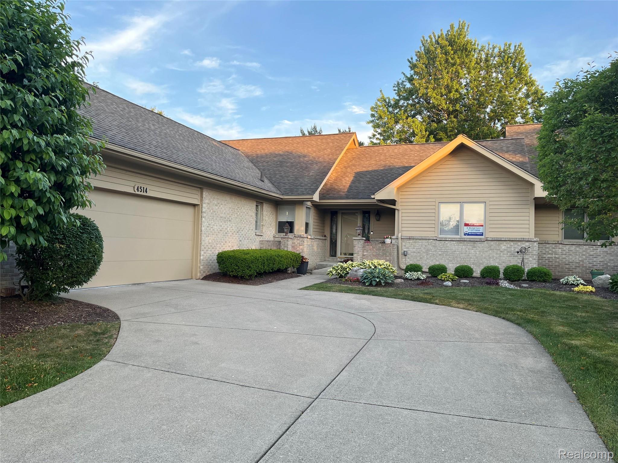 4514, Ravenwood, Grand Blanc, Michigan, 48439