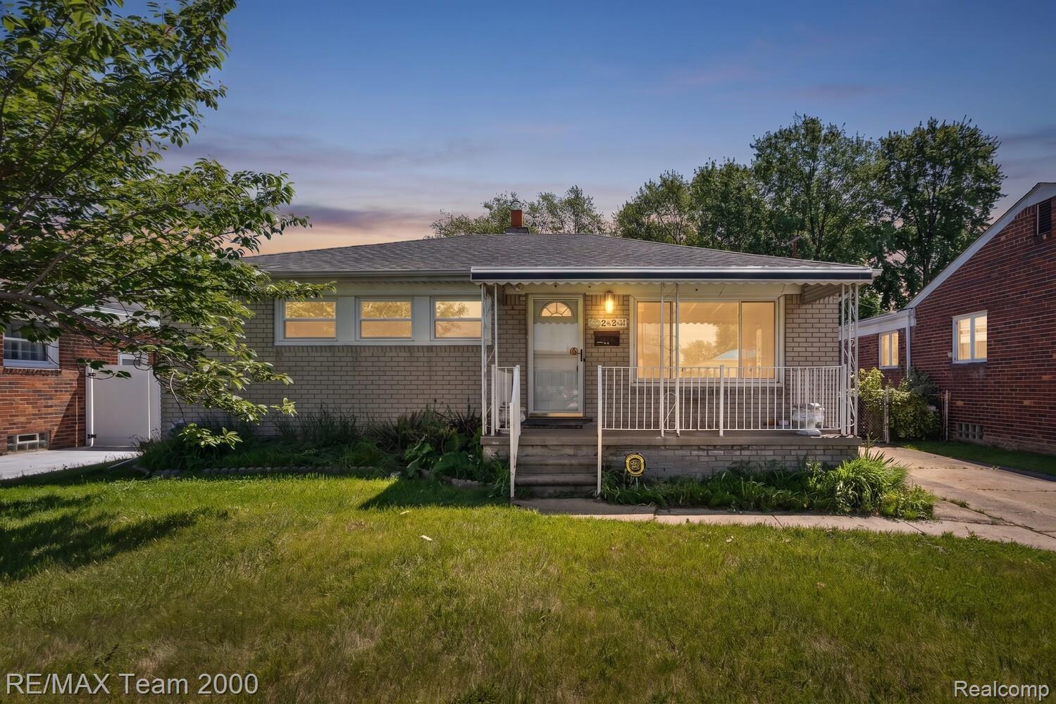 25394, Normandy, Roseville, Michigan, 48066