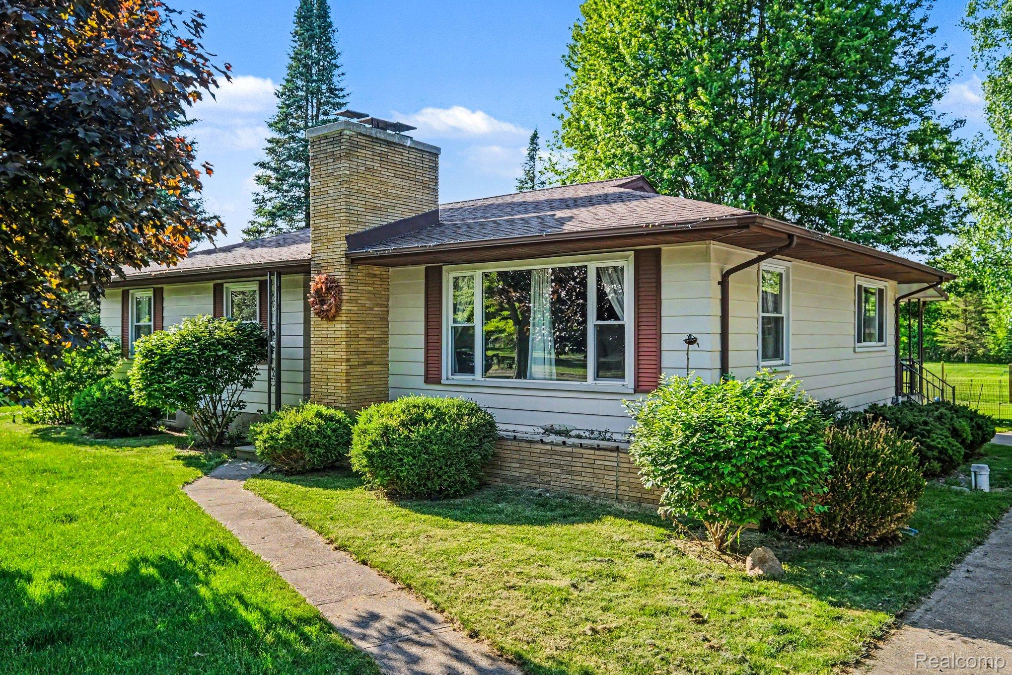 1198, Rowland, Flint, Michigan, 48507