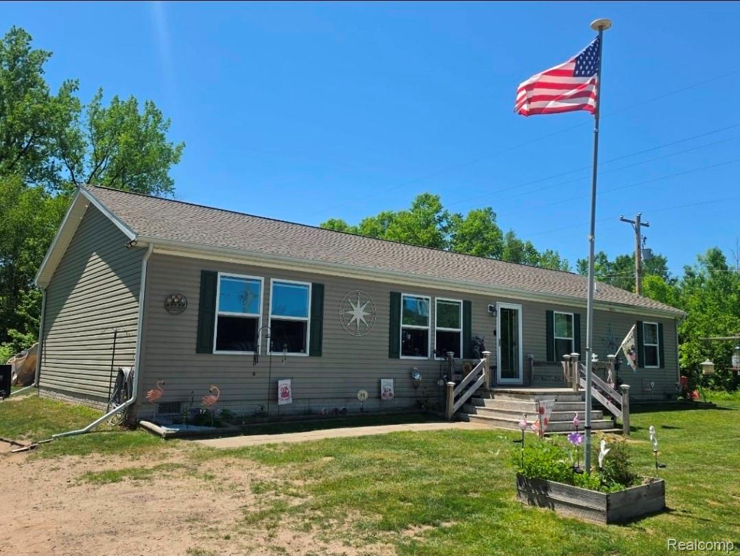 20, Mier, Sanford, Michigan, 48657