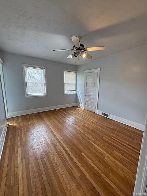 223, Oakridge Street # 4, Ferndale, Michigan, 48220