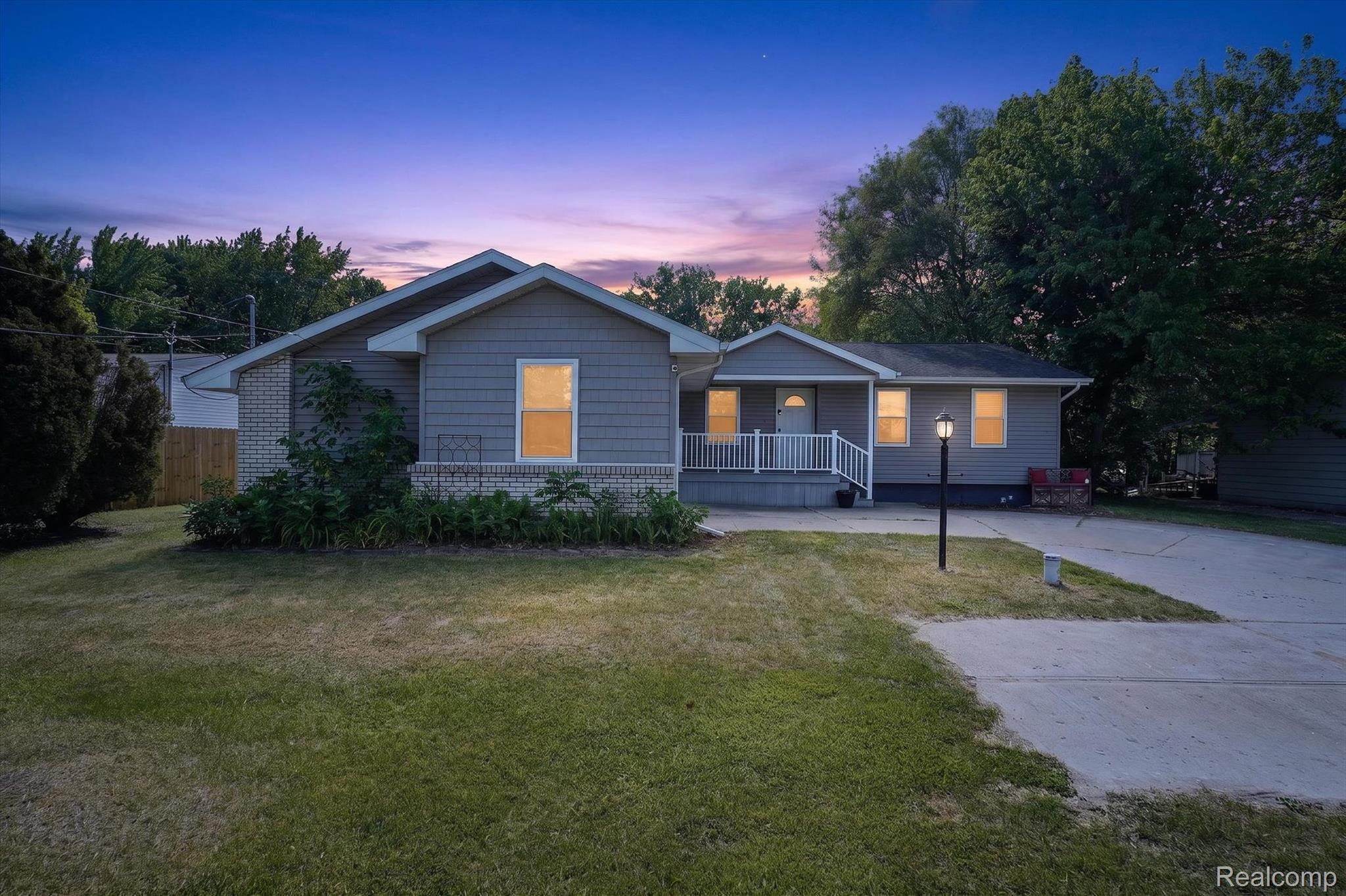14232, North, Fenton, Michigan, 48430