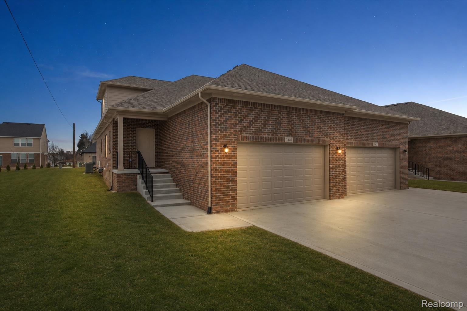 34480, Maple, Sterling Heights, Michigan, 48312