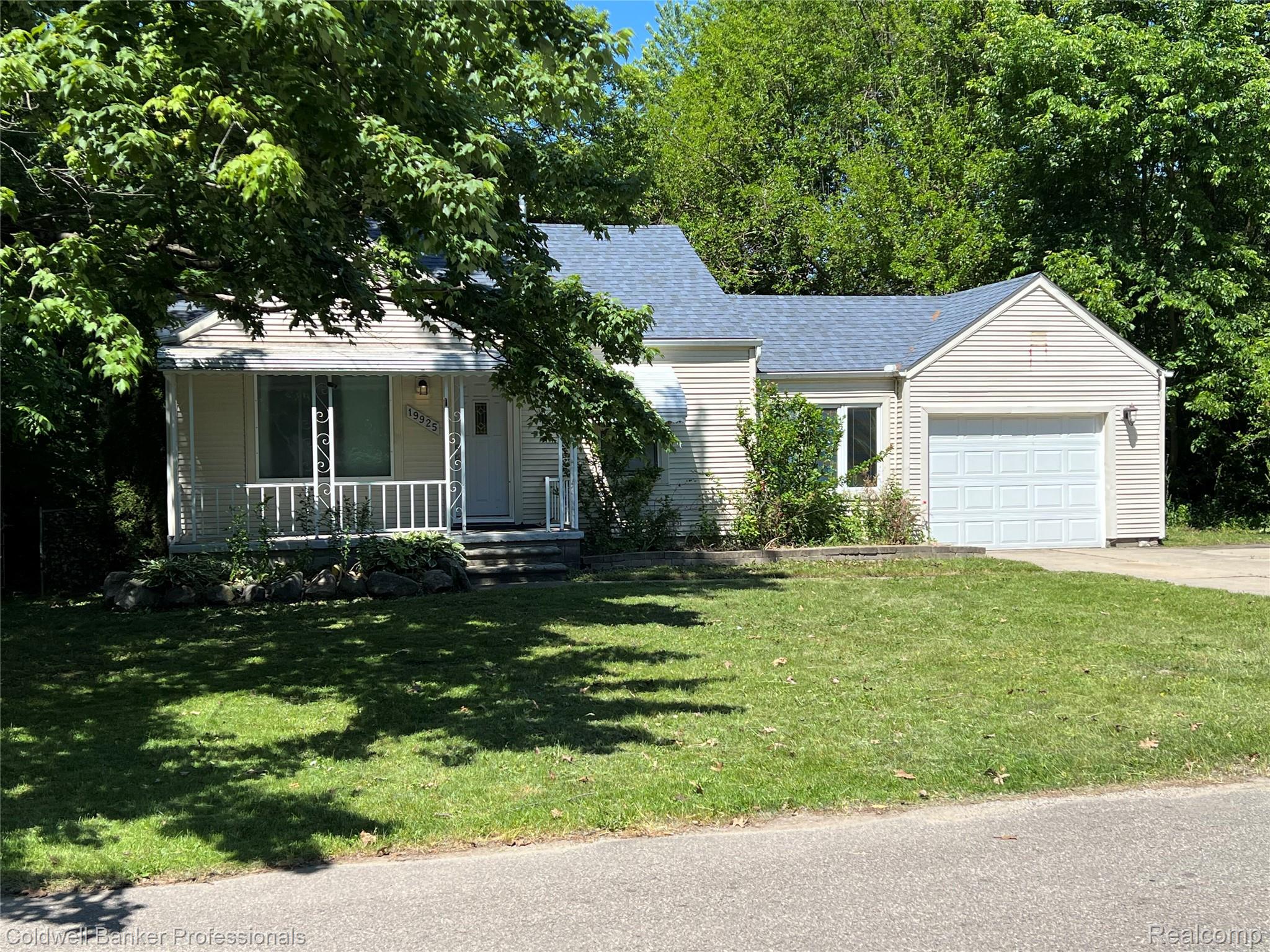 19925, Negaunee, Redford, Michigan, 48240
