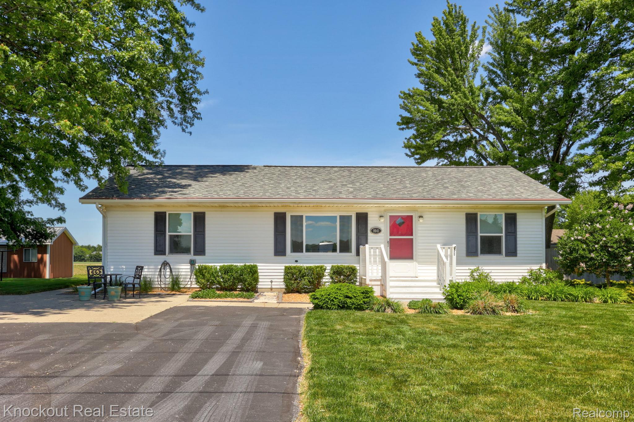 9941, Lange, Birch Run, Michigan, 48415