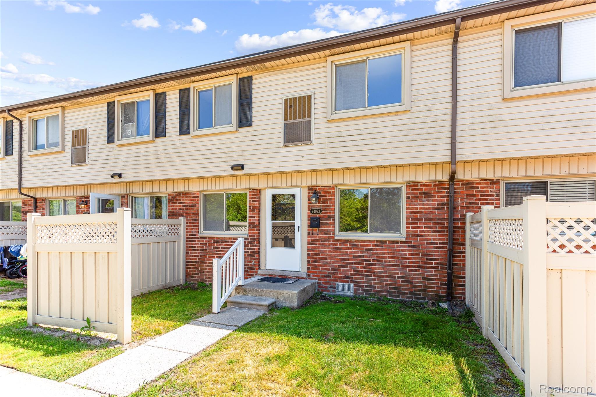 24973, Mayfair, Flat Rock, Michigan, 48134
