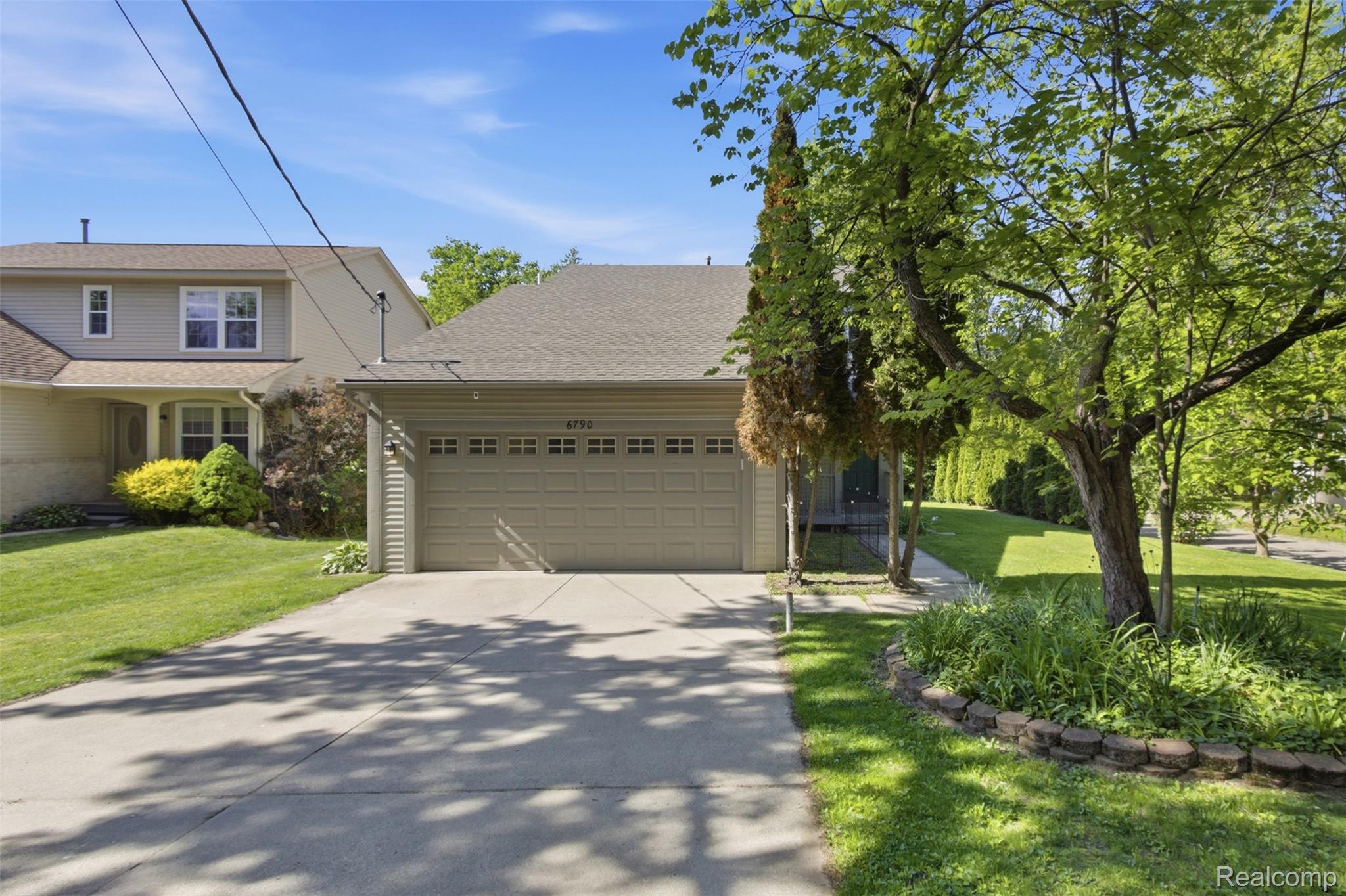 6790, Edwood, West Bloomfield, Michigan, 48324
