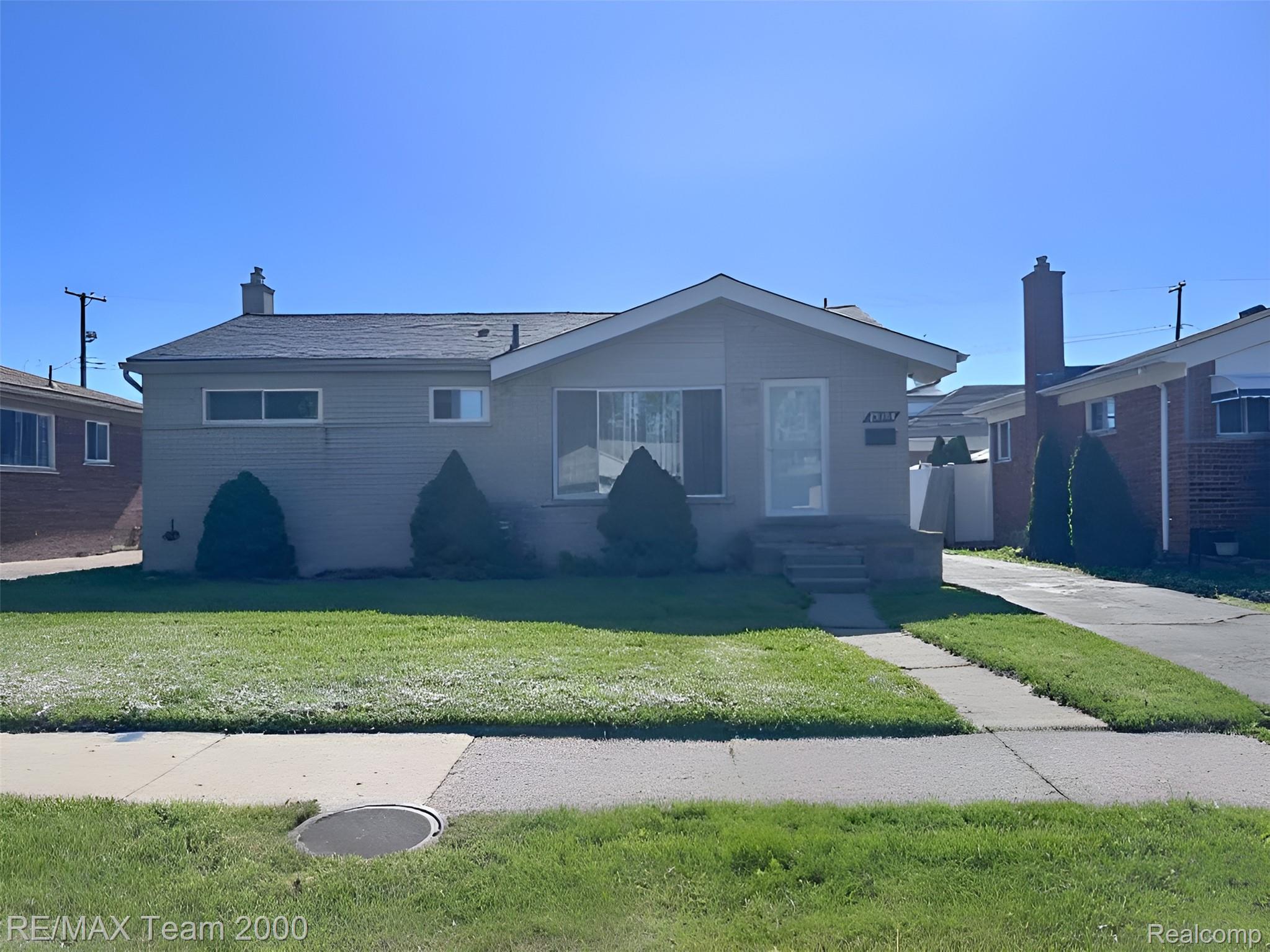25154, Huron, Roseville, Michigan, 48066