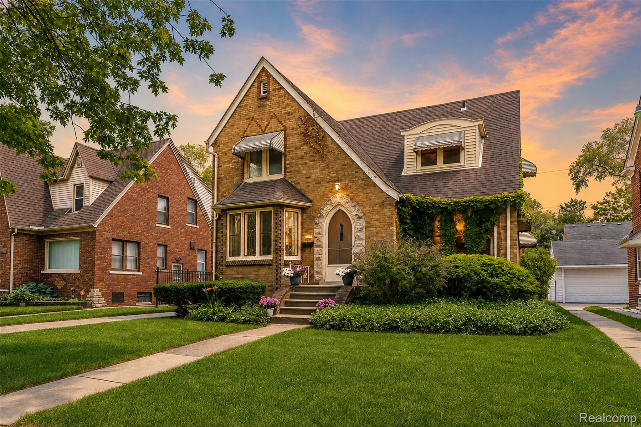 15080, Artesian, Detroit, Michigan, 48223
