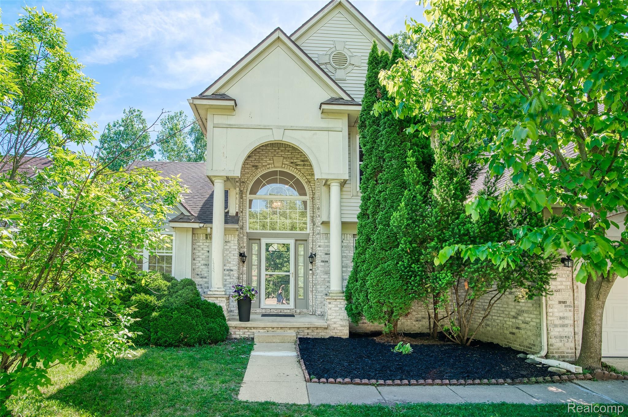 3172, Birchwood, Ann Arbor, Michigan, 48105