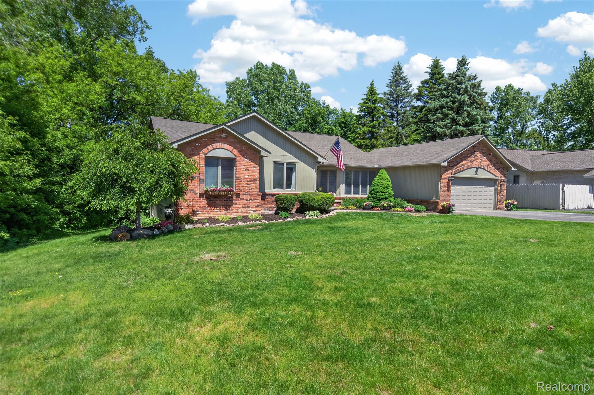 8694, Brazos, White Lake, Michigan, 48386