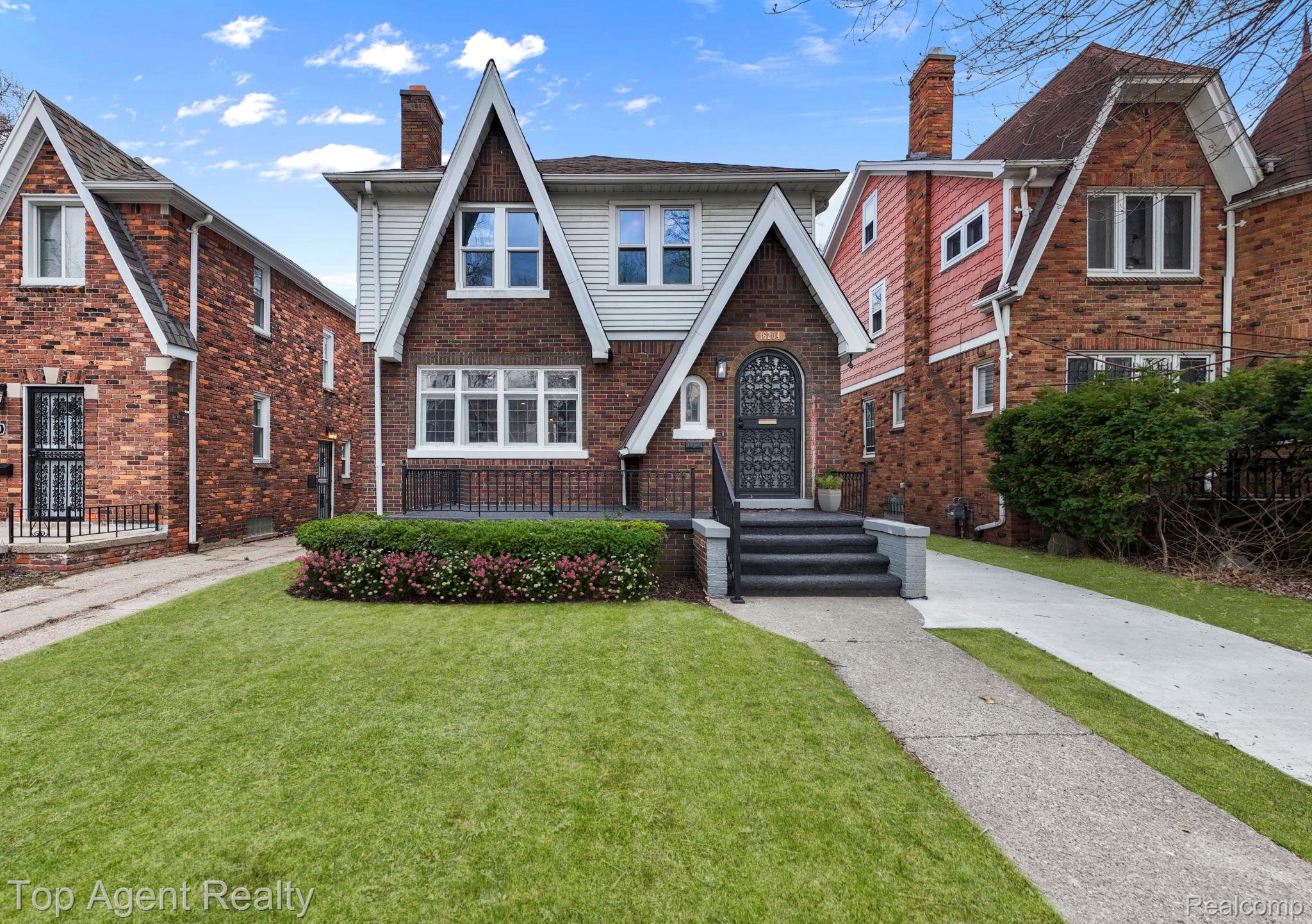 16204, Roselawn, Detroit, Michigan, 48221