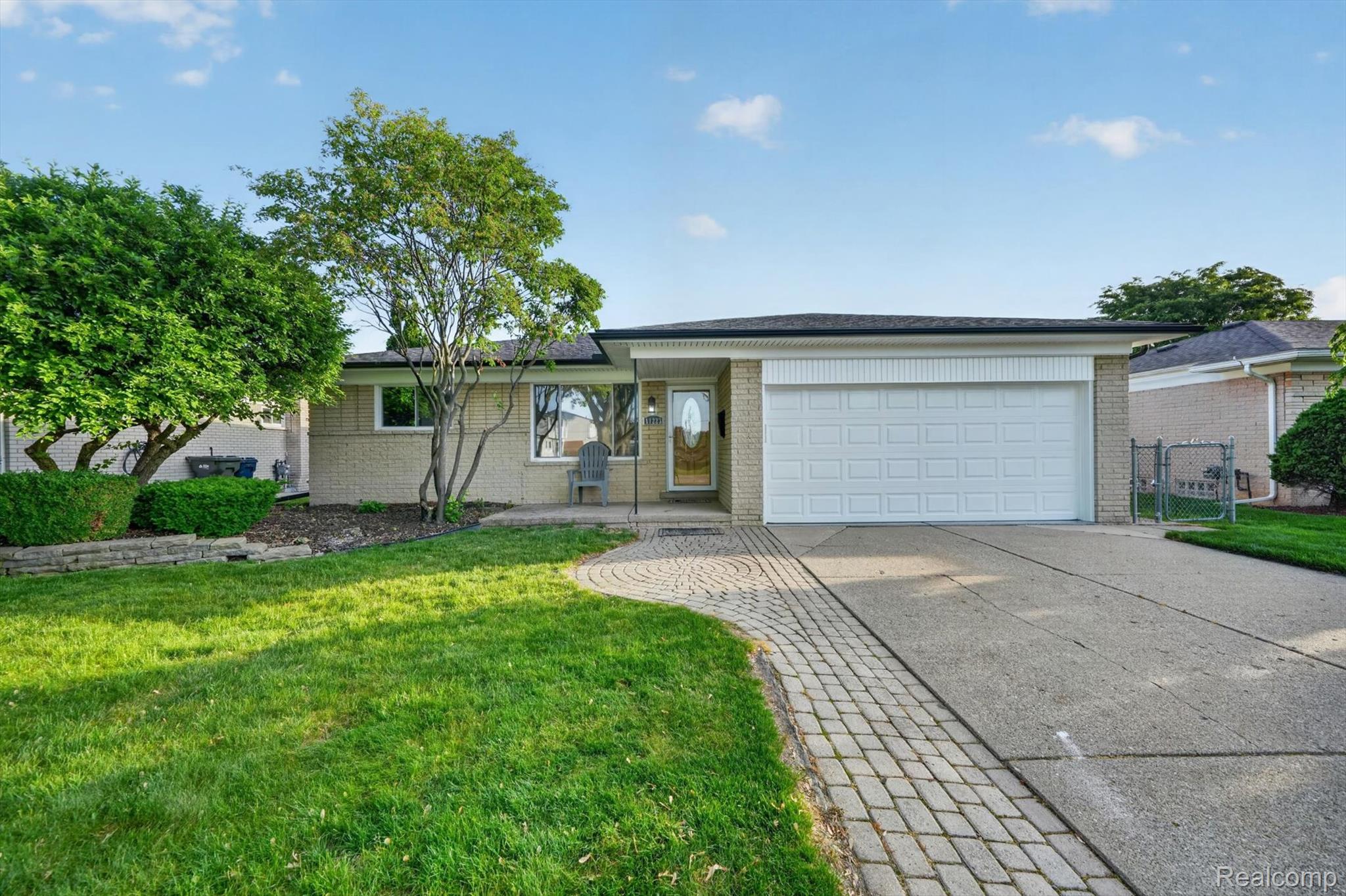 11223, Hemlock, Sterling Heights, Michigan, 48312