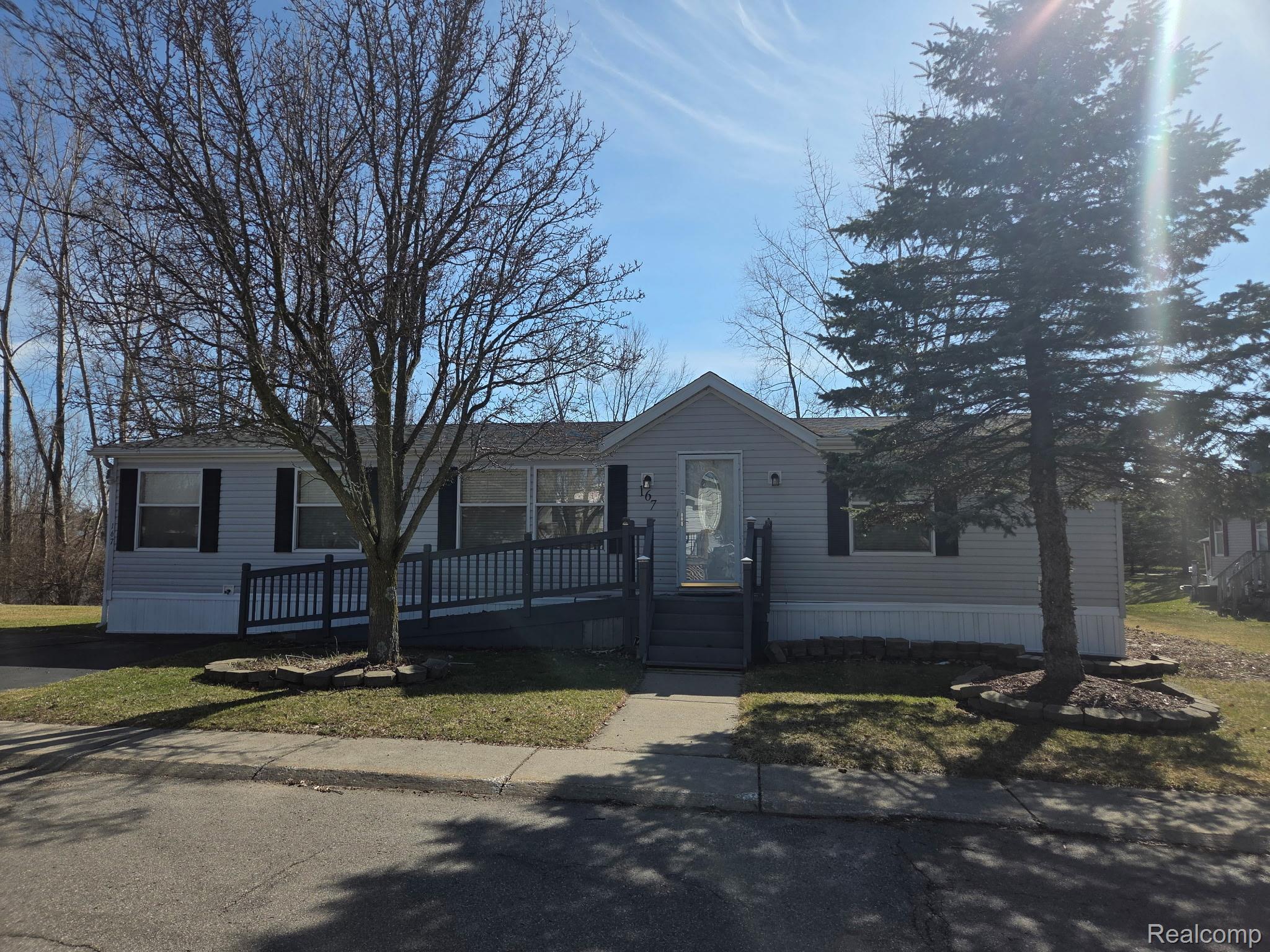 167, Laurel Leah, Oxford, Michigan, 48462