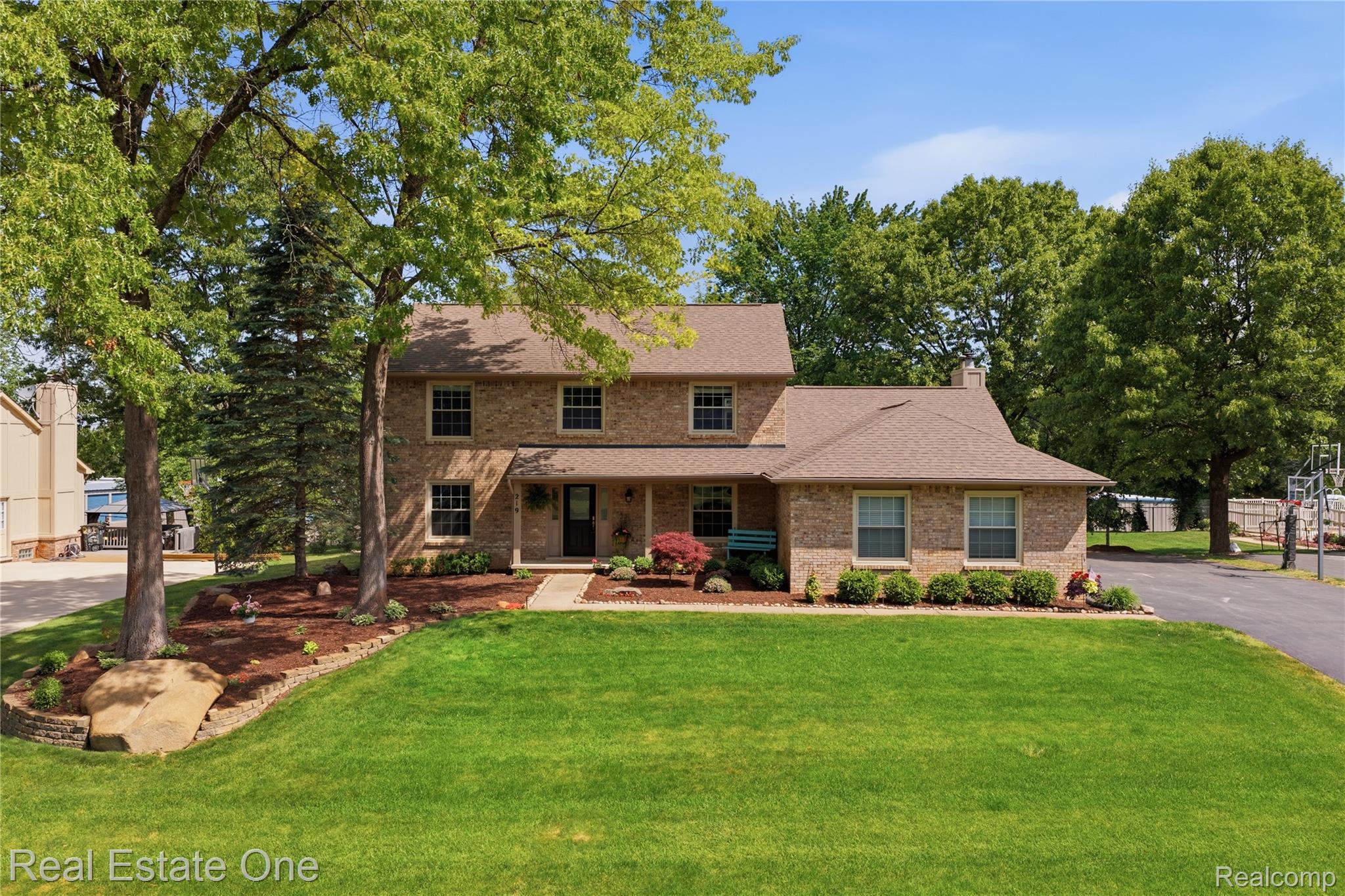 219, Briarwood, Highland, Michigan, 48357