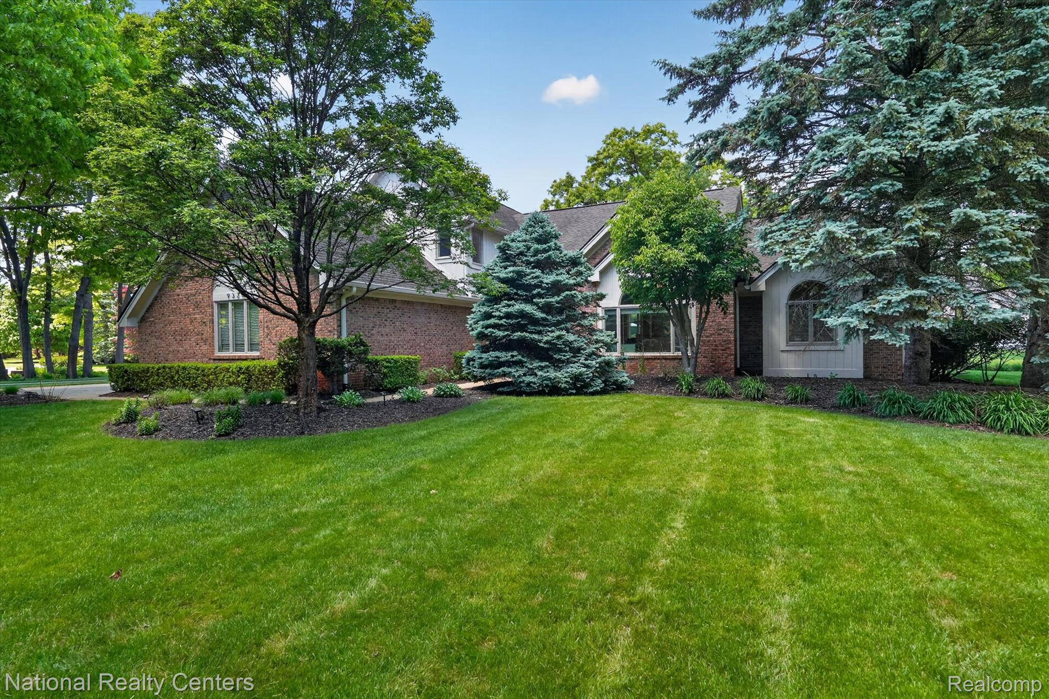 9326, Park, Commerce Twp, Michigan, 48382