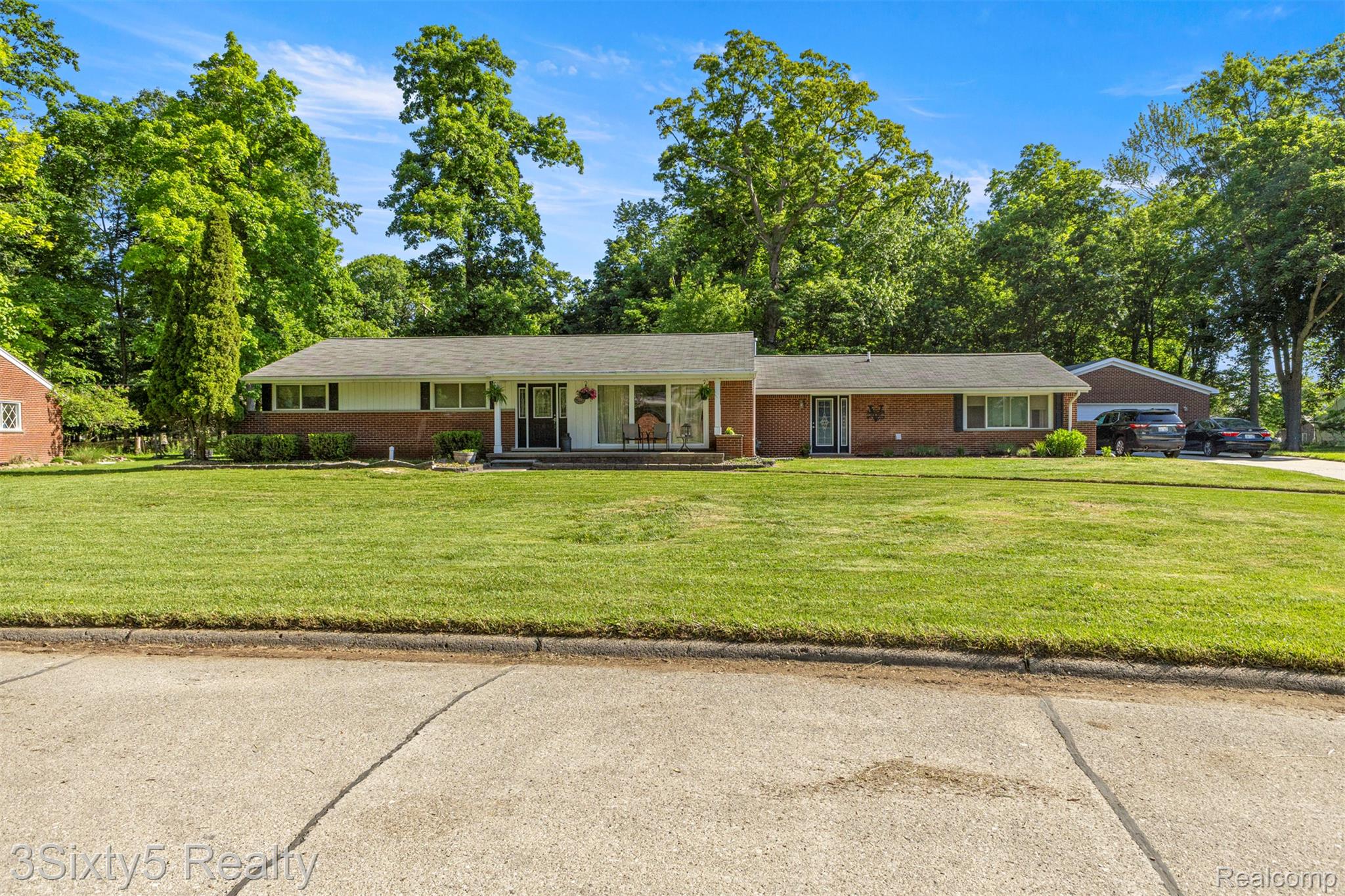 7714, Bournemouth, Grosse Ile, Michigan, 48138