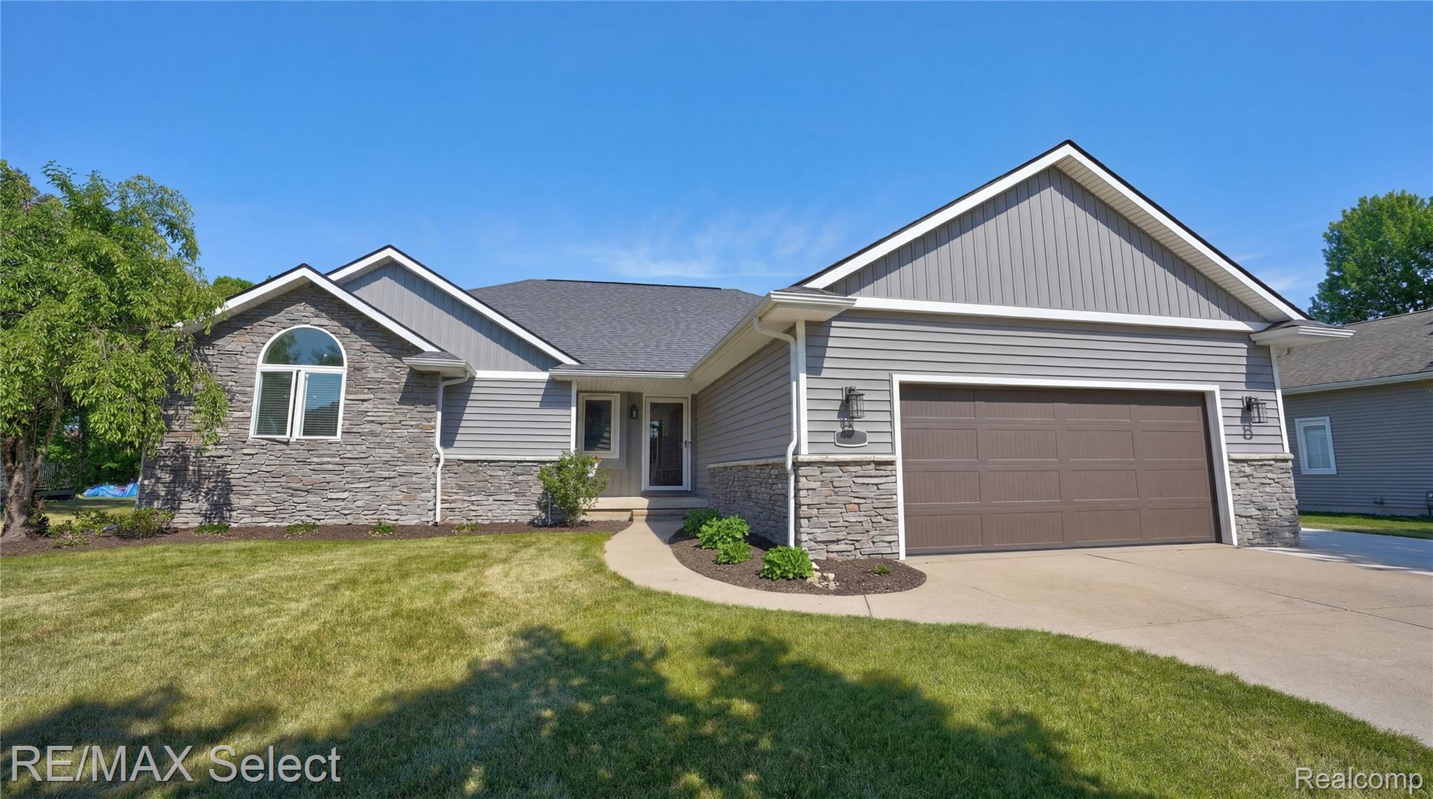 2288, Lost Creek, Flushing, Michigan, 48433