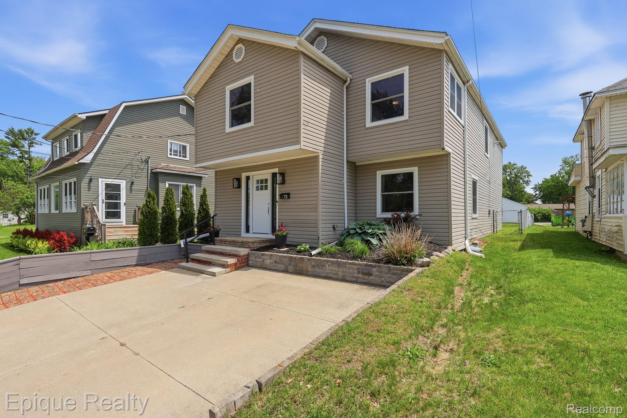 72, North Shore, Lake Orion, Michigan, 48362