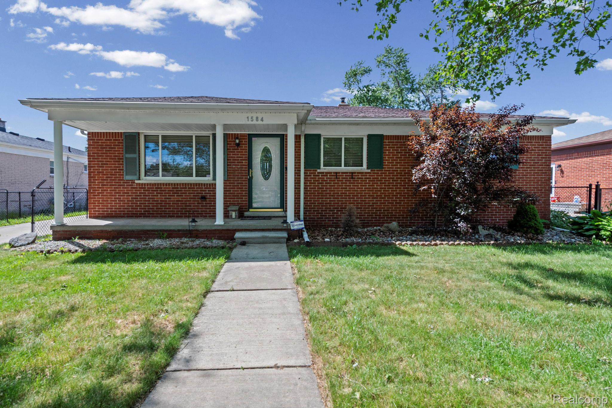 1584, Marion, Lincoln Park, Michigan, 48146