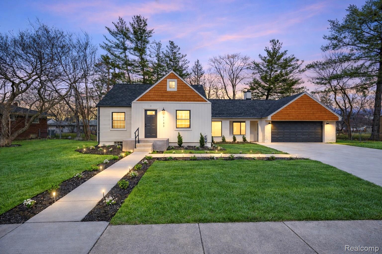 19133, Huntington, Harper Woods, Michigan, 48225