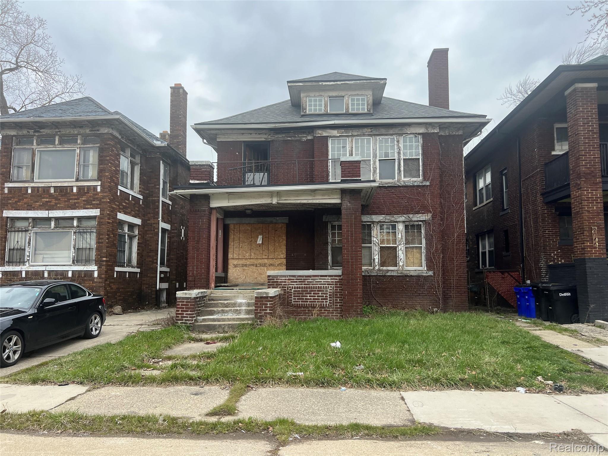 2052, Clairmount, Detroit, Michigan, 48206
