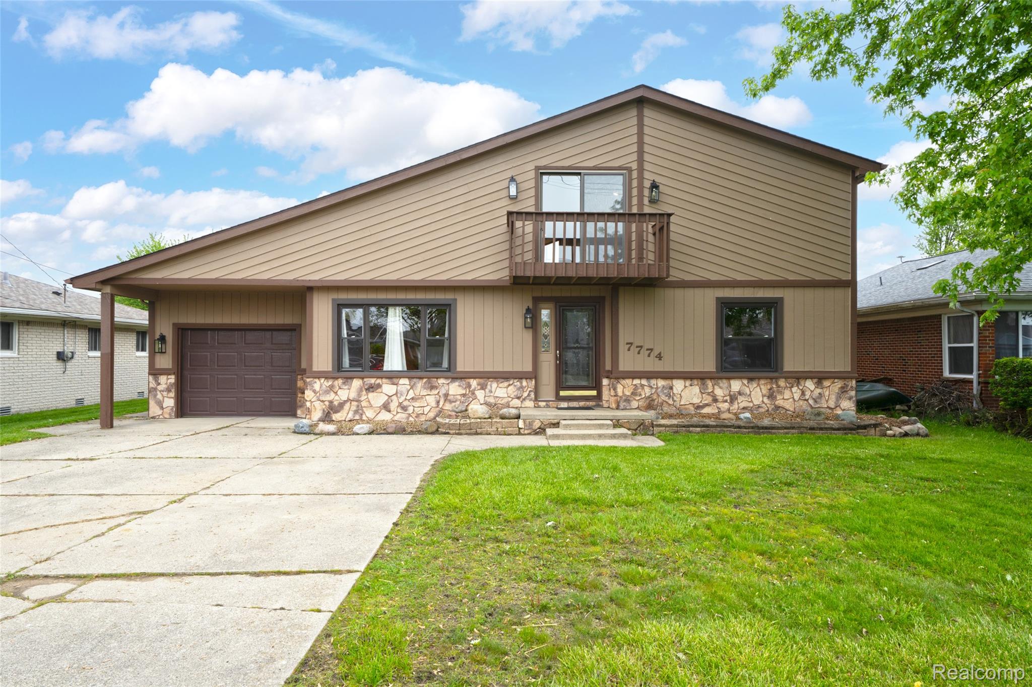 7774, Colony, Clay, Michigan, 48001