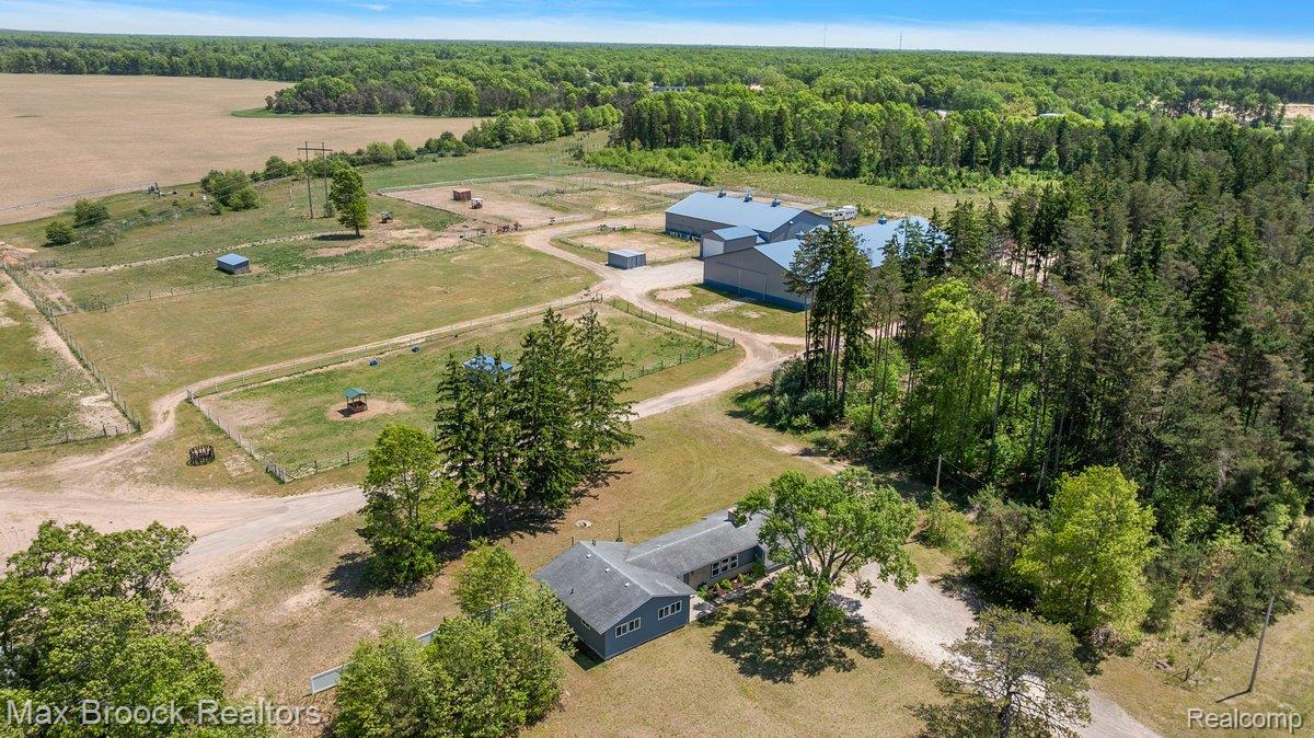 8580, Silver Creek, Whitehall, Michigan, 49461