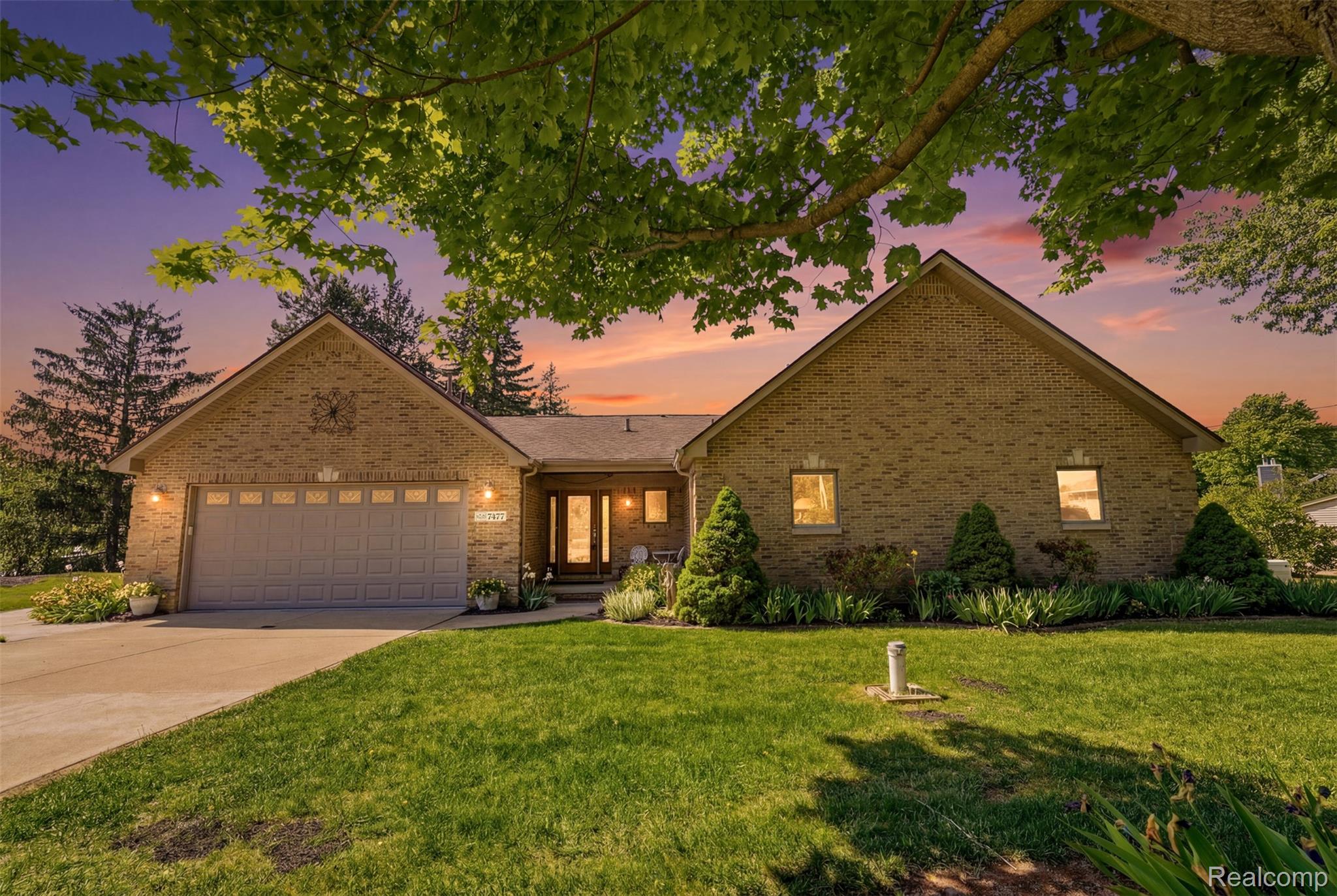 7477, Ore Knob, Fenton, Michigan, 48430
