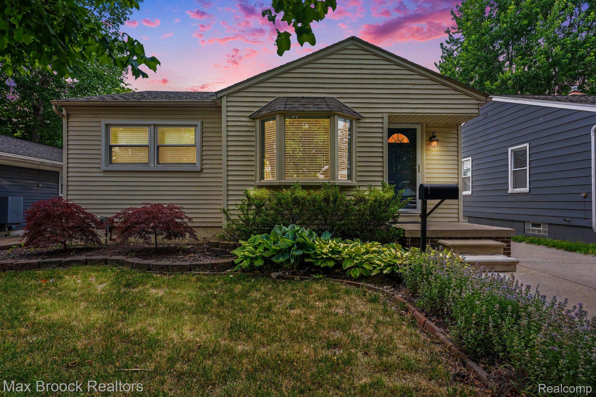 1908, Guthrie, Royal Oak, Michigan, 48067