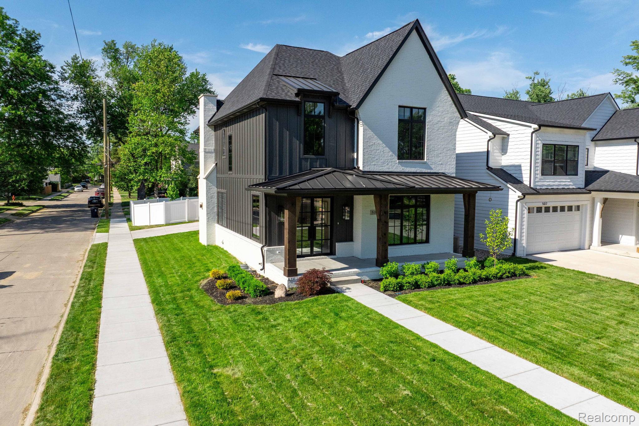 503, GIRARD, Royal Oak, Michigan, 48073