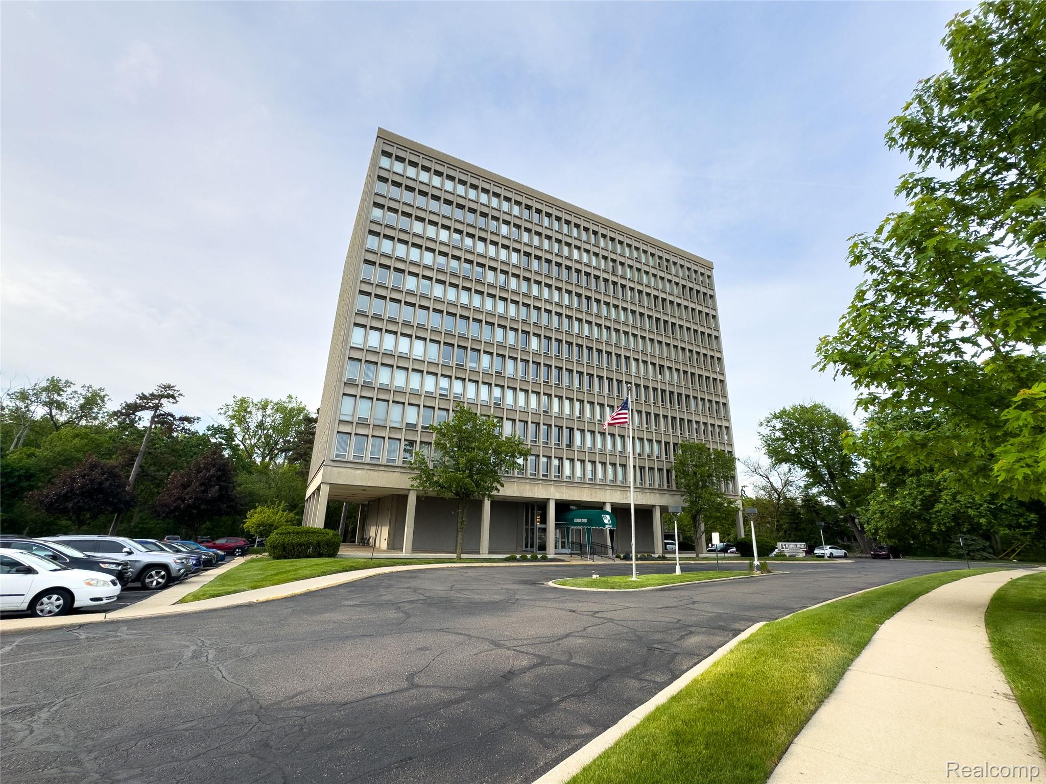 22700, Garrison, #809, Dearborn, Michigan, 48124