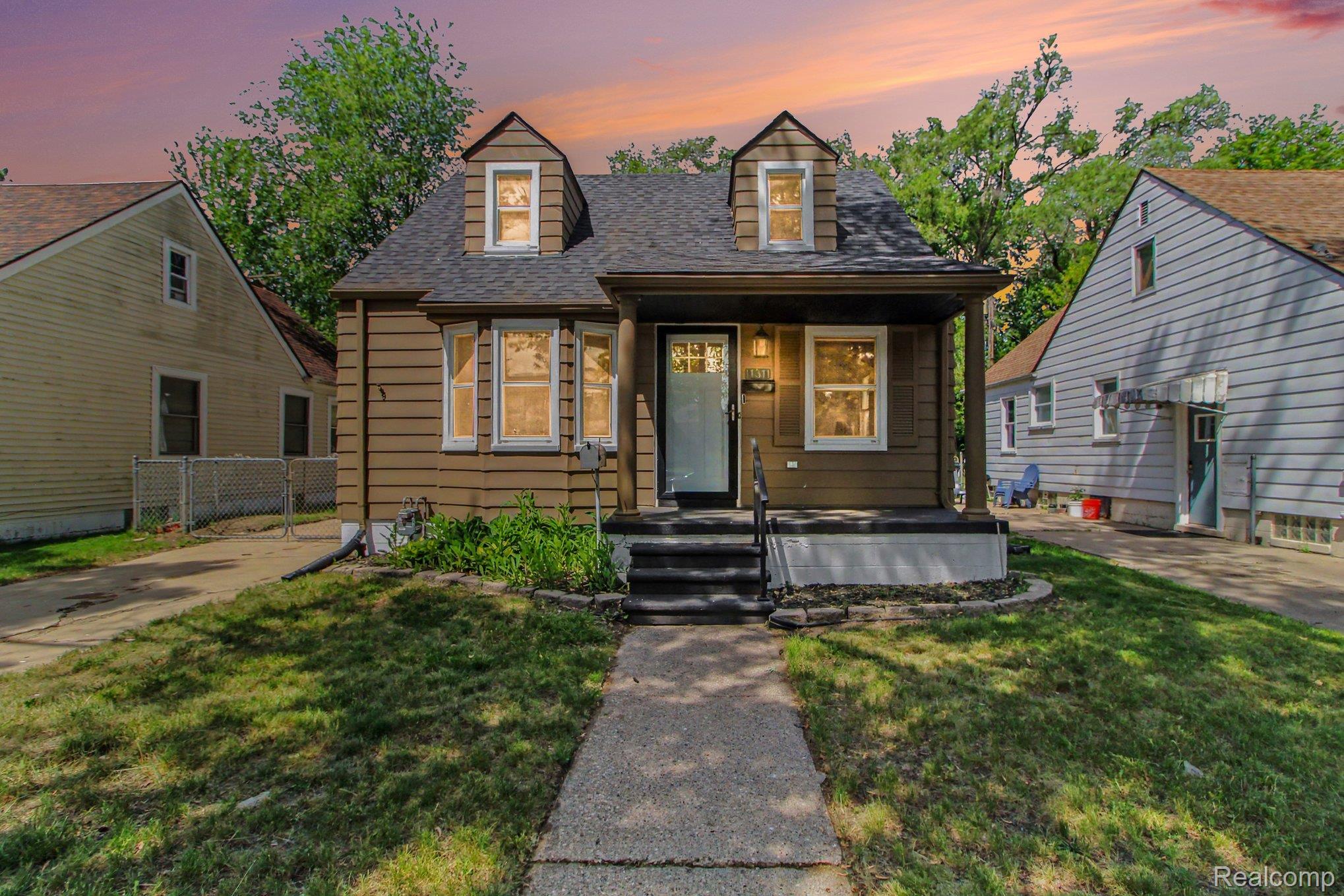 11311, Tecumseh, Redford, Michigan, 48239