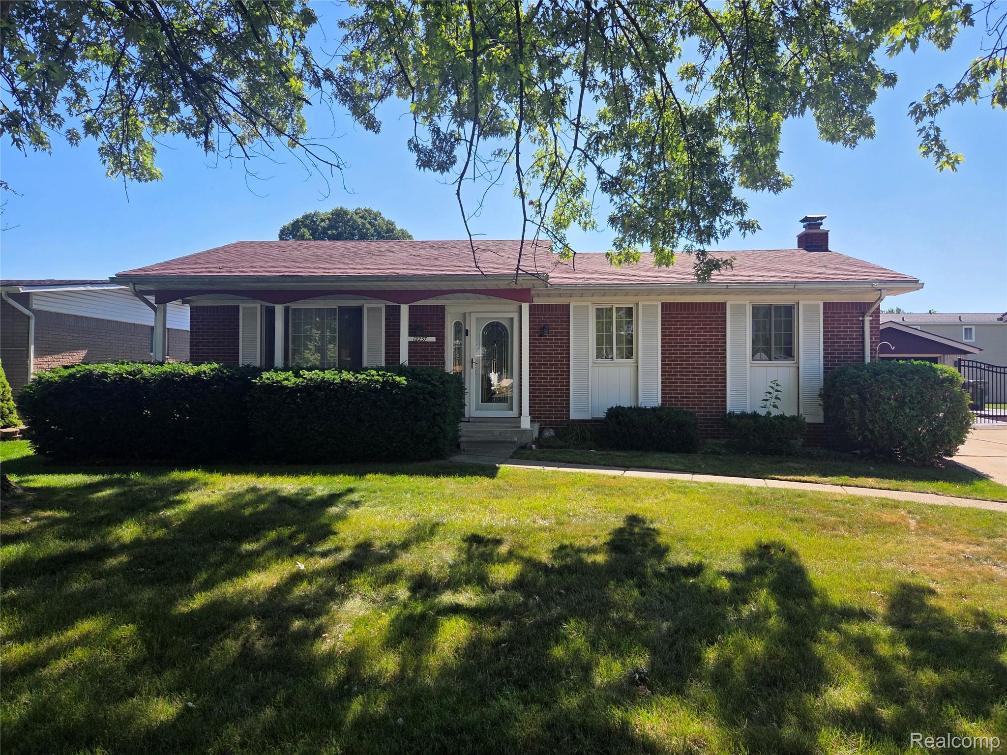 12237, Dorset, Southgate, Michigan, 48195