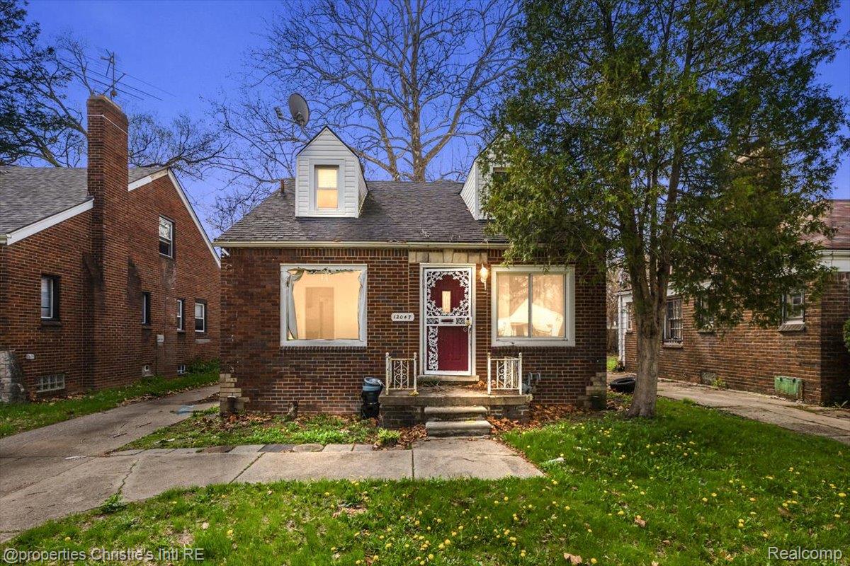 12047, Robson, Detroit, Michigan, 48227
