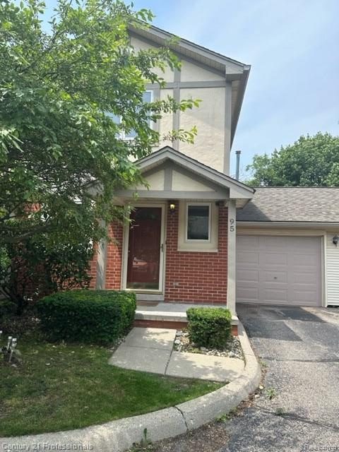 95, Walnut, Rochester, Michigan, 48307