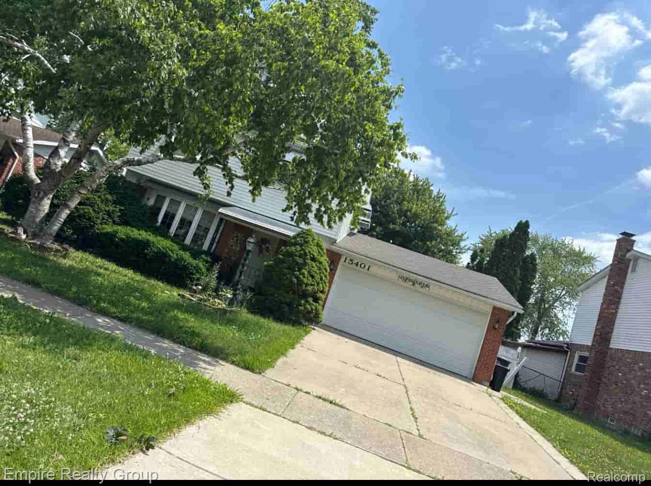 15401, Vivian, Taylor, Michigan, 48180