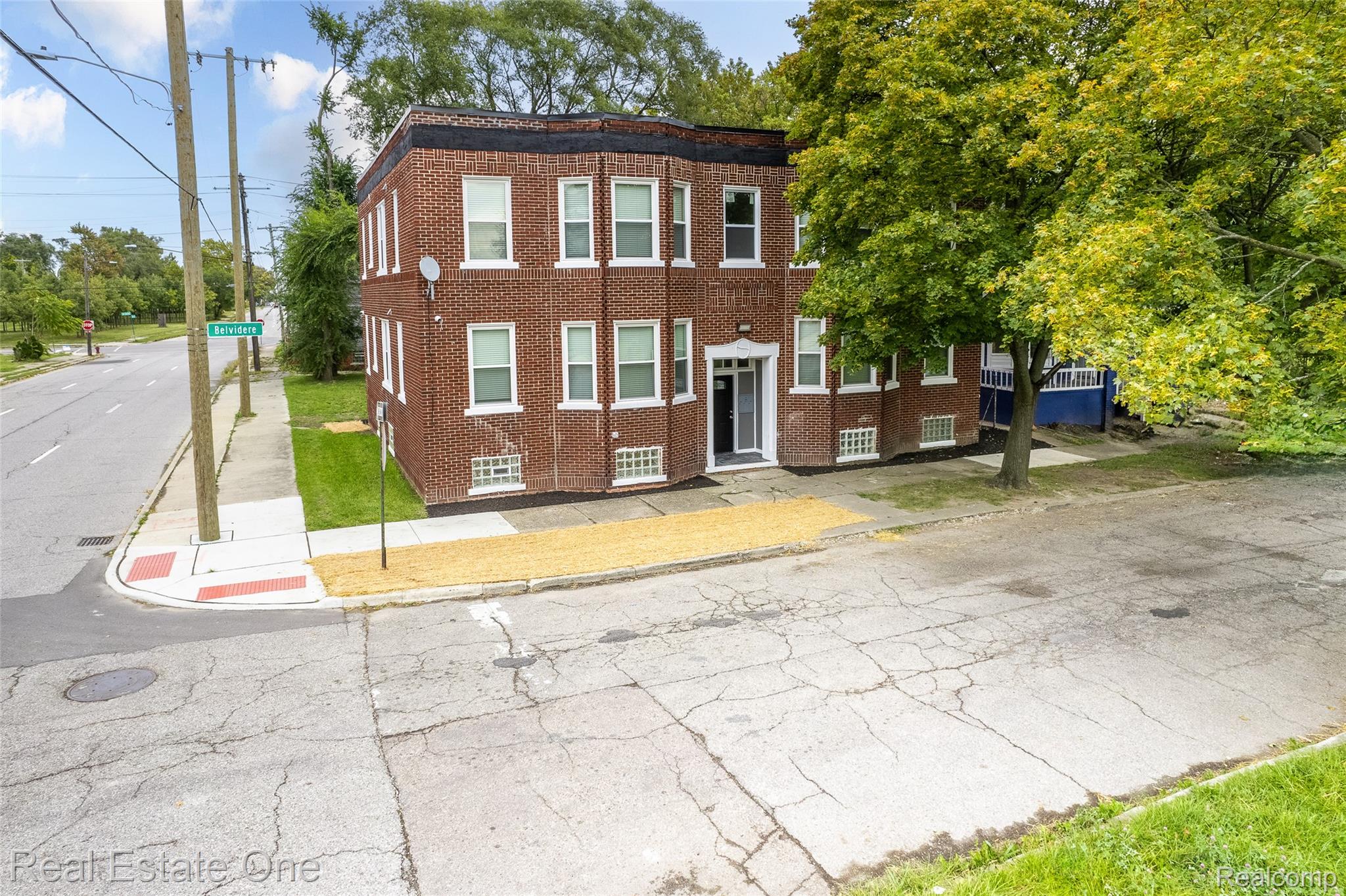 2282, Belvidere, Detroit, Michigan, 48214
