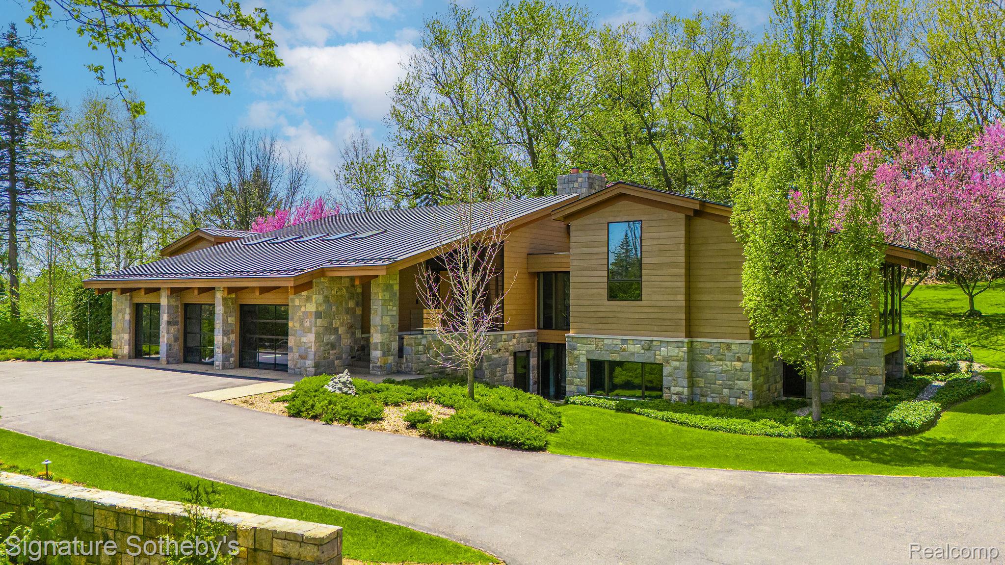 5051, Beach, Troy, Michigan, 48098
