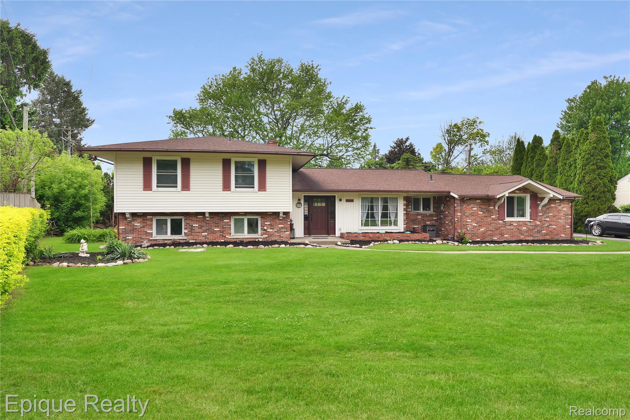 38243, Jonathan, Clinton Township, Michigan, 48036