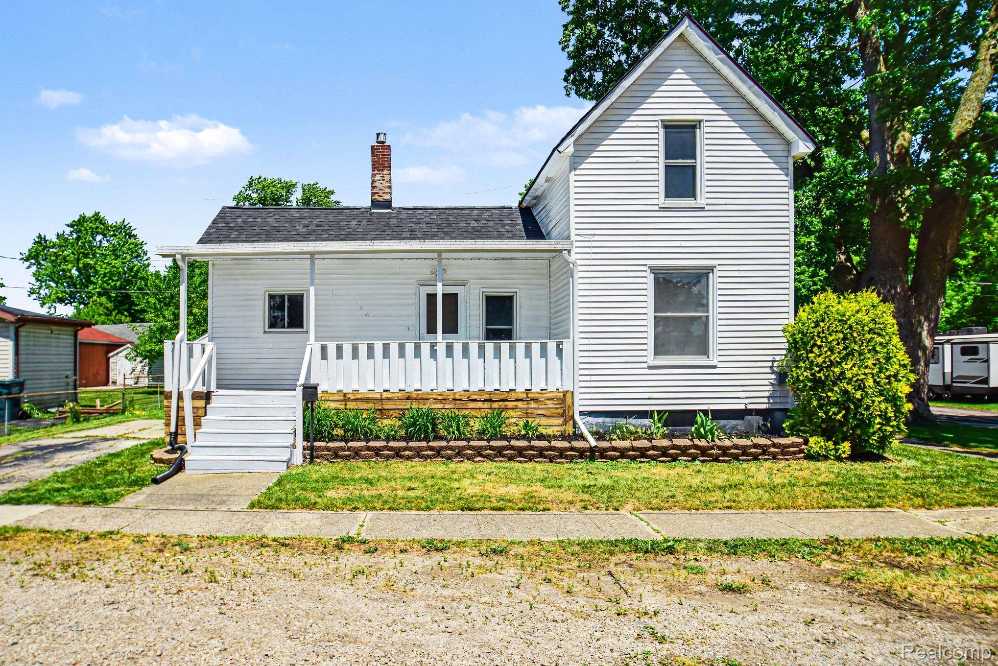 106, Pope, Lapeer, Michigan, 48446