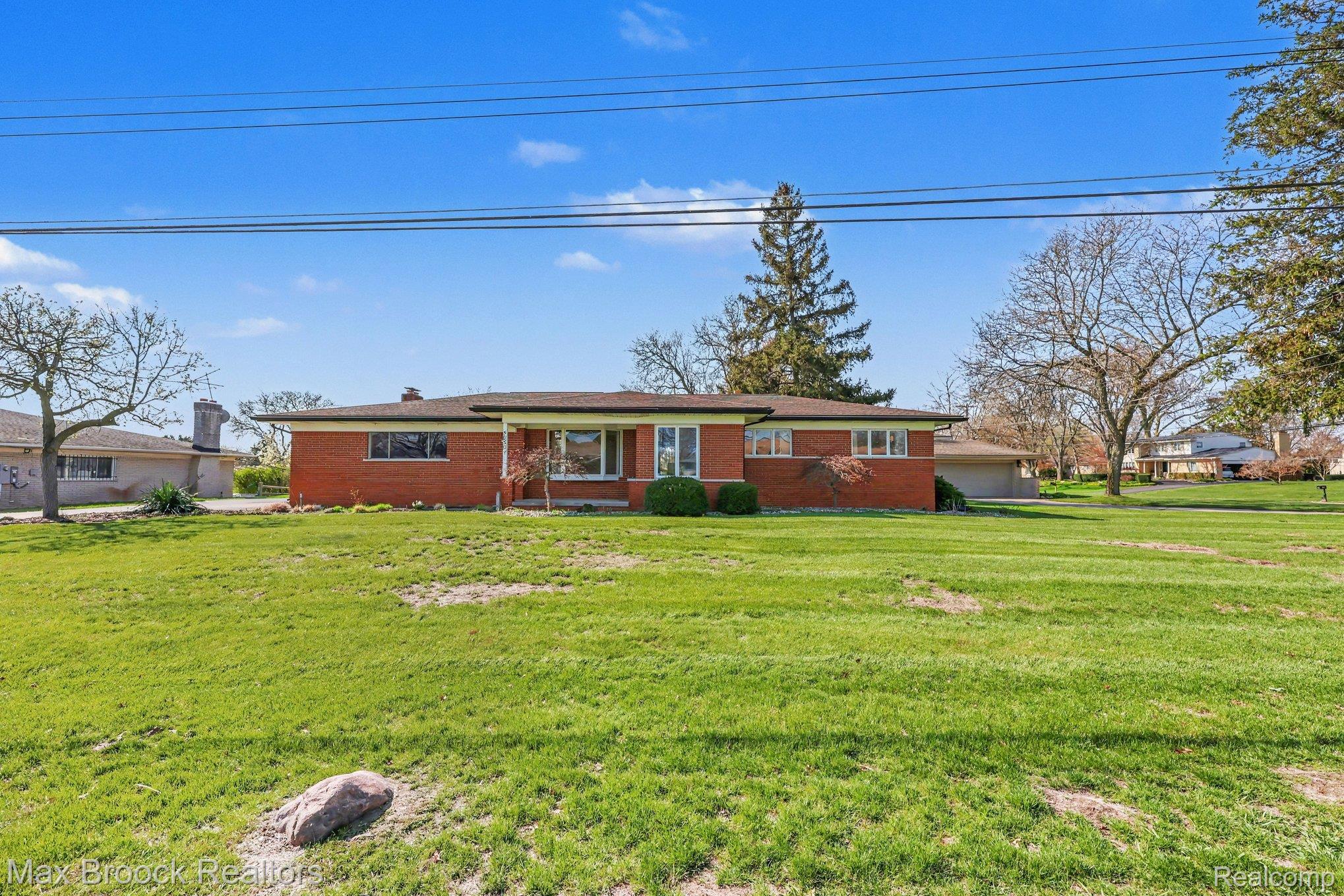 5030, Stellar, Shelby Twp, Michigan, 48316