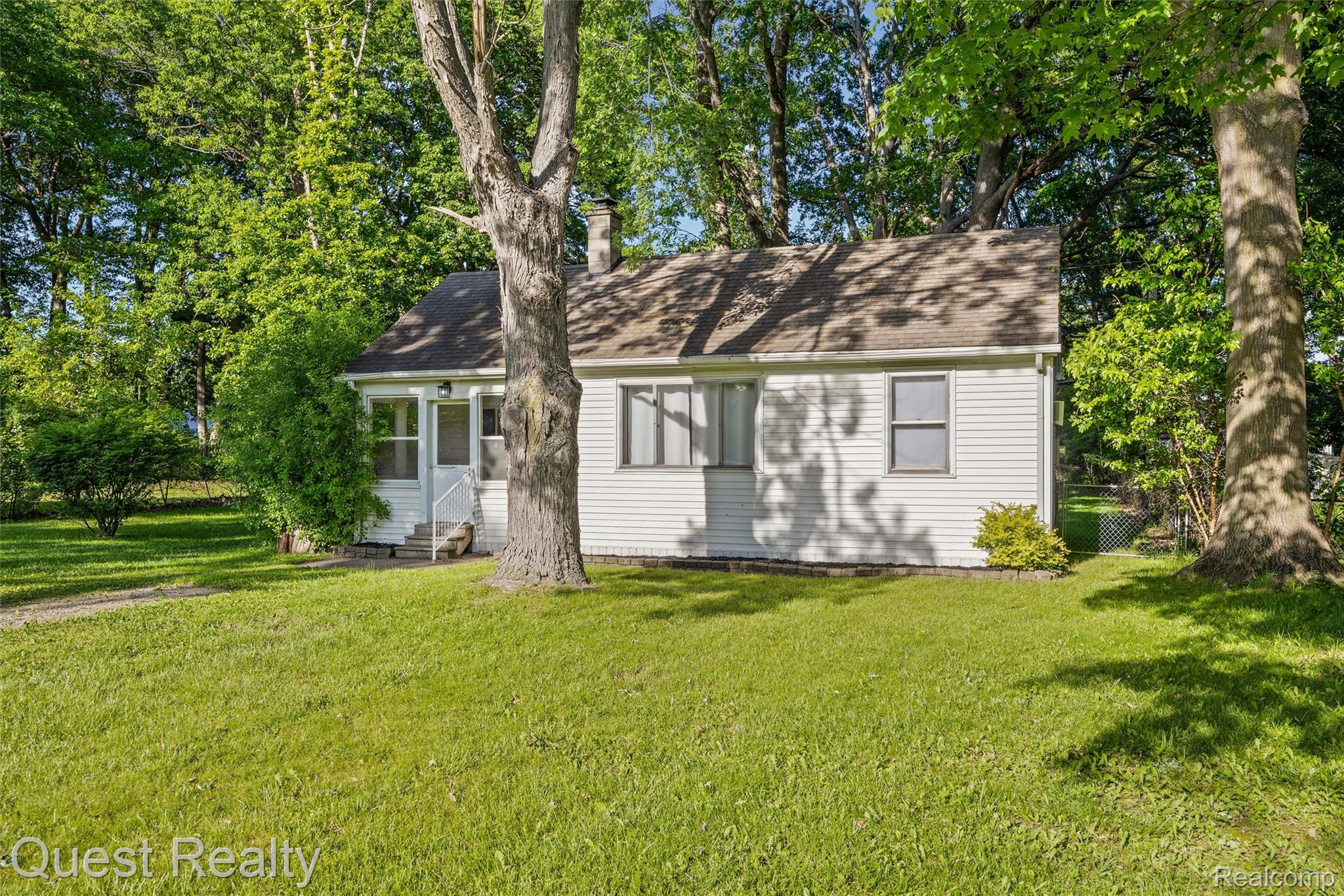 32660, Saint Vincent, Warren, Michigan, 48092