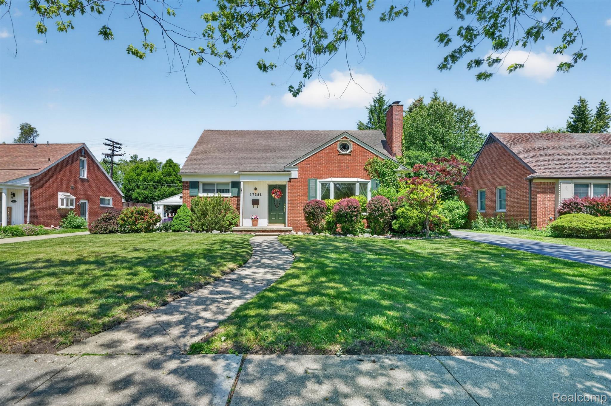 17386, Beverly, Beverly Hills, Michigan, 48025