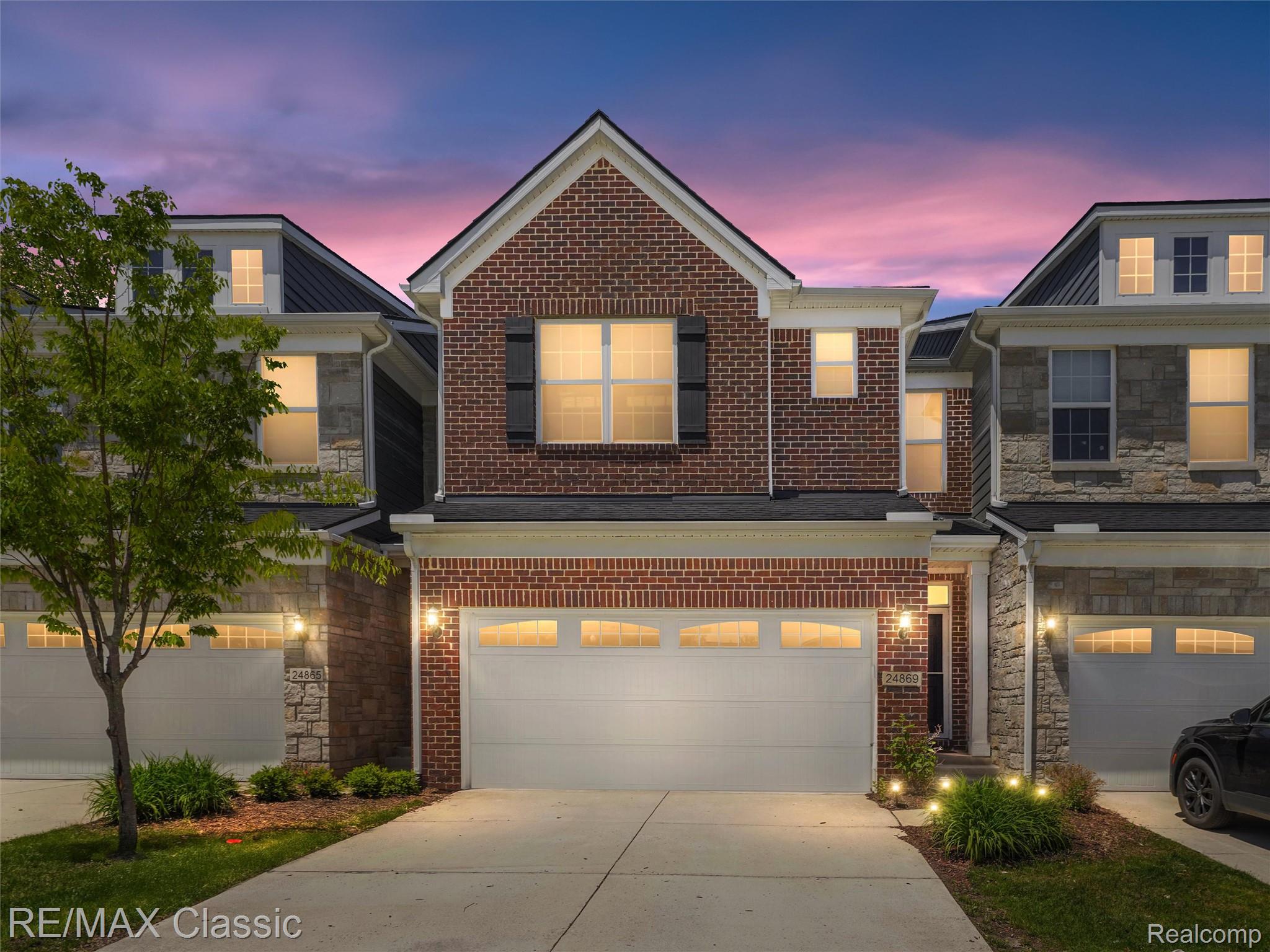 24869, Ivy, Novi, Michigan, 48375