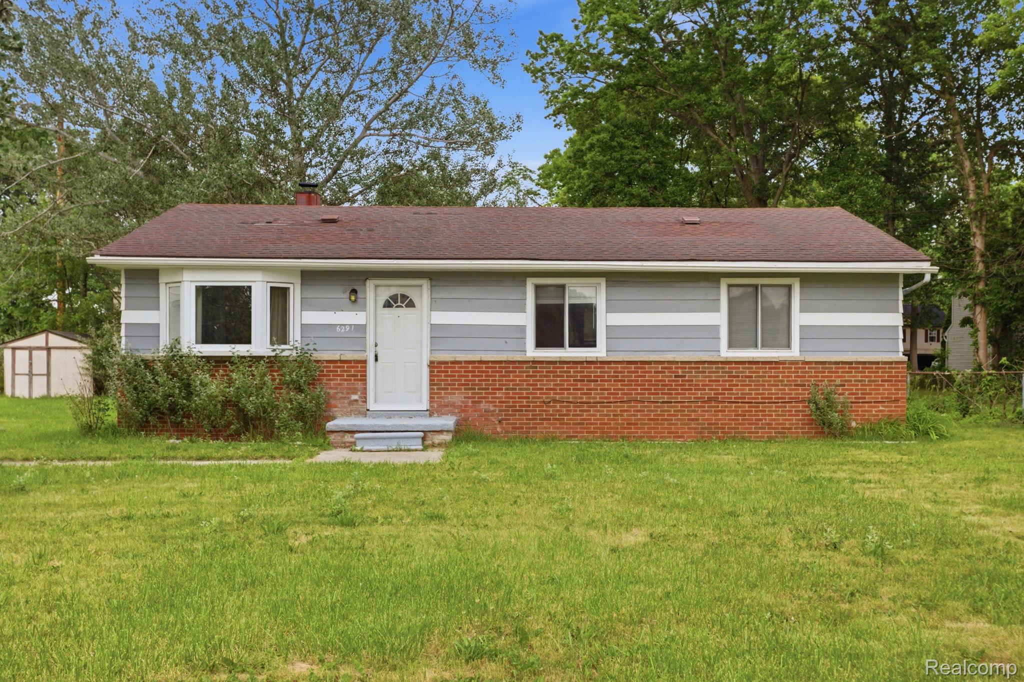 6291, Edmund, Romulus, Michigan, 48174