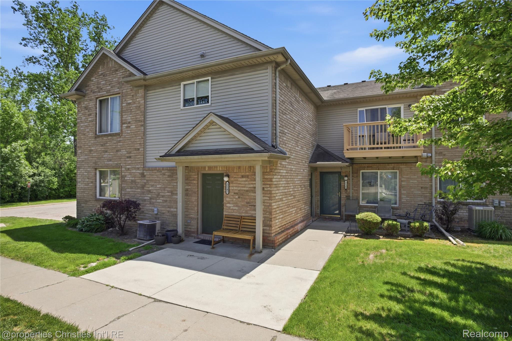 2136, Frazho, Warren, Michigan, 48091