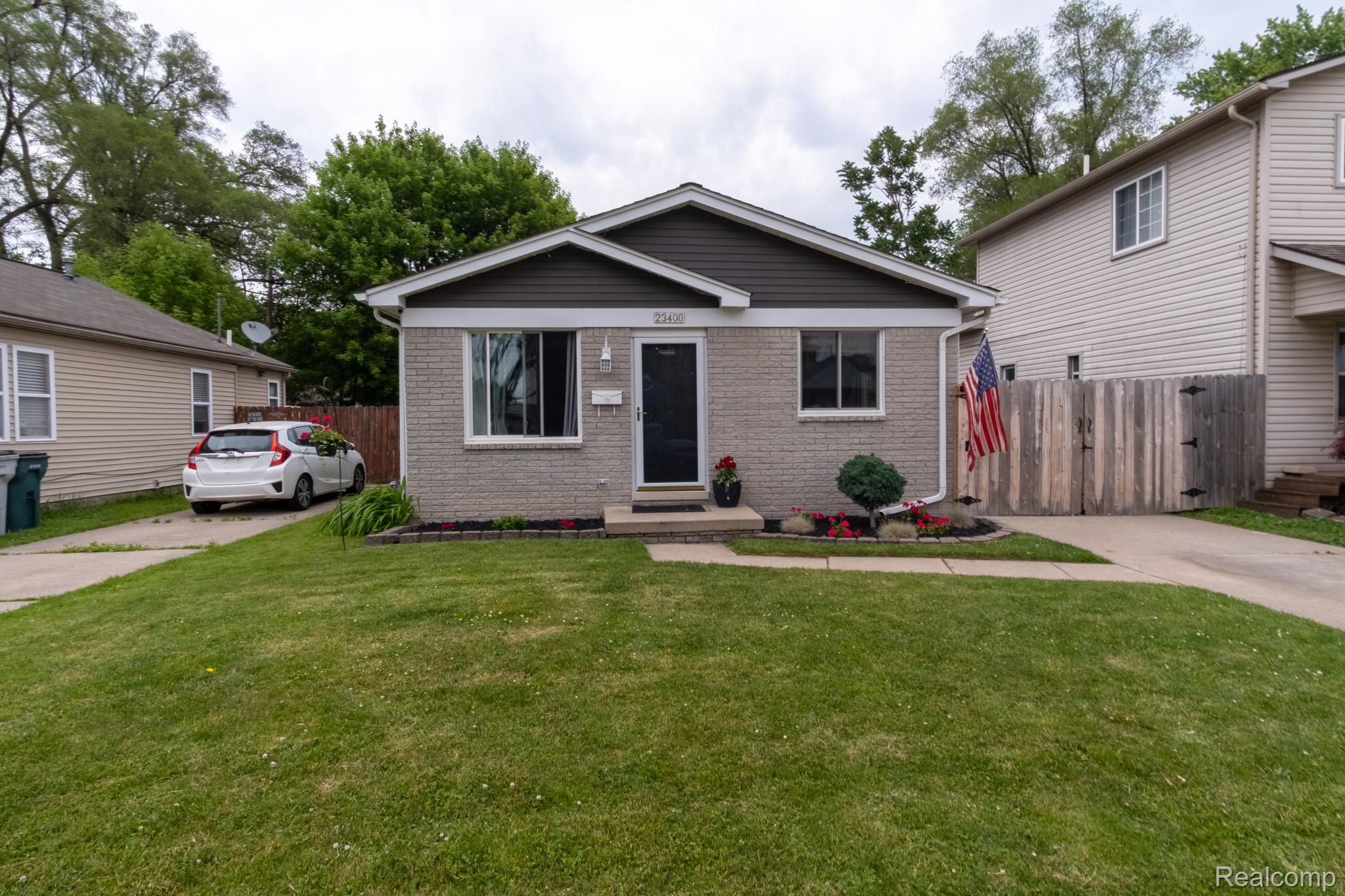 23400, Reynolds, Hazel Park, Michigan, 48030