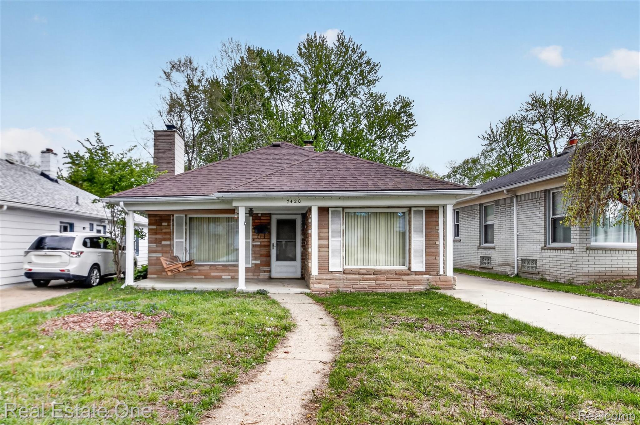 7420, Drexel, Dearborn Heights, Michigan, 48127